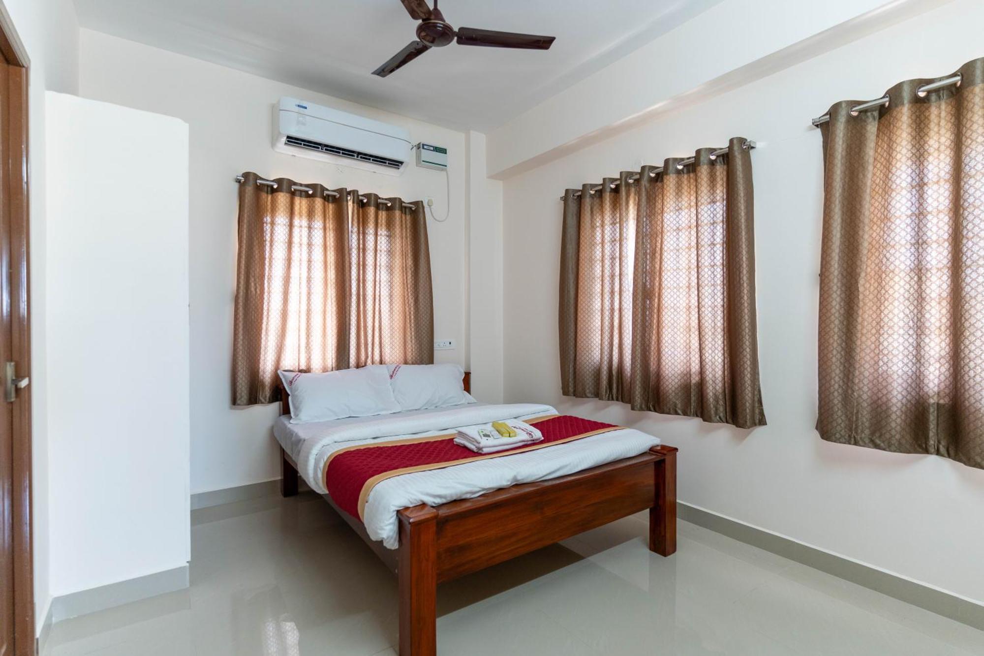 Aishwaryam Service Apartment Chennai Esterno foto